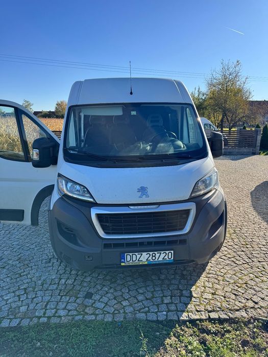 Peugeot Boxer  Peugeot Boxer 7- osobowy brygadówka