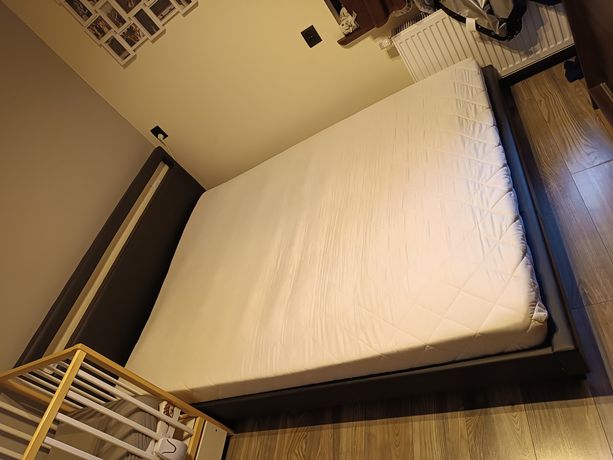 Sypialnia łóżko 160 x 200