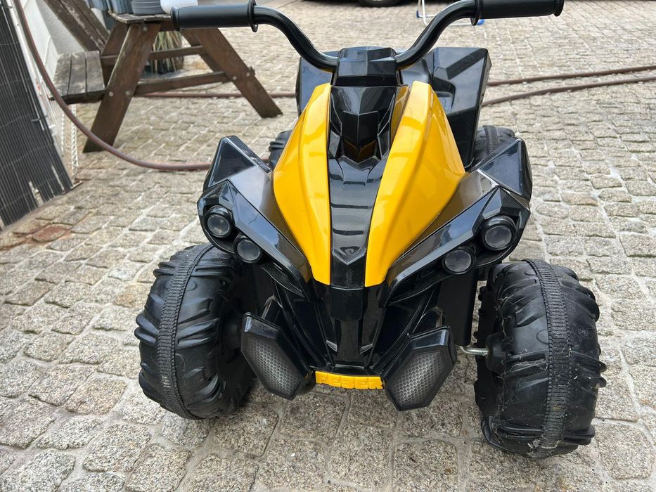 Moto 4 Criança bateria