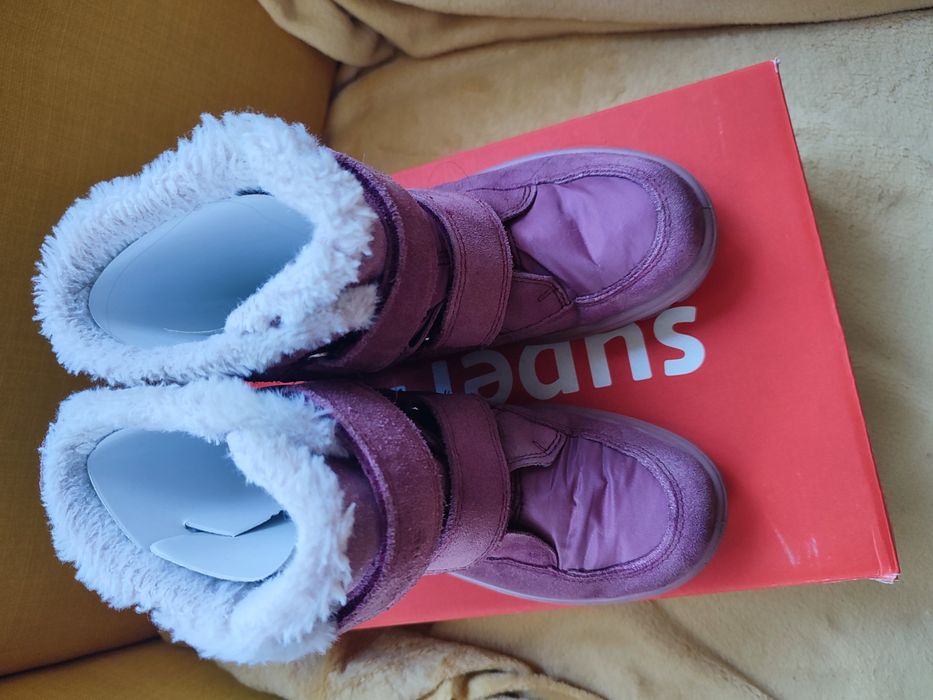 Śniegowce Gore-Tex Superfit rozmiar 33 dla dziewczynki