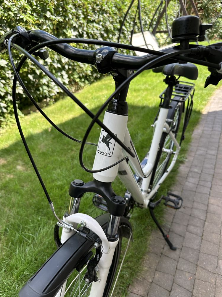 Rower trekkingowy ROMET GAZELA 1 SPECIAL 2024 biało-czarny 28 cali M