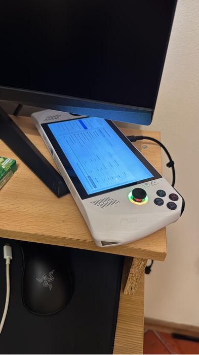 Asus Rog Ally Z1 Extreme como novac/ garantia!