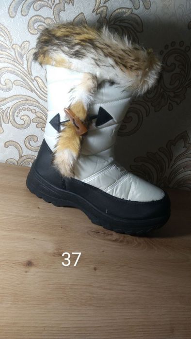 Продам зимні сапожки