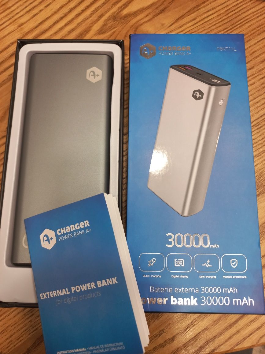 Павер Бенк для лептопа 30 000 / Power Bank для ноутбука