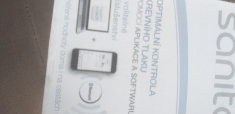 Ciśnieniomierz na przedramie .