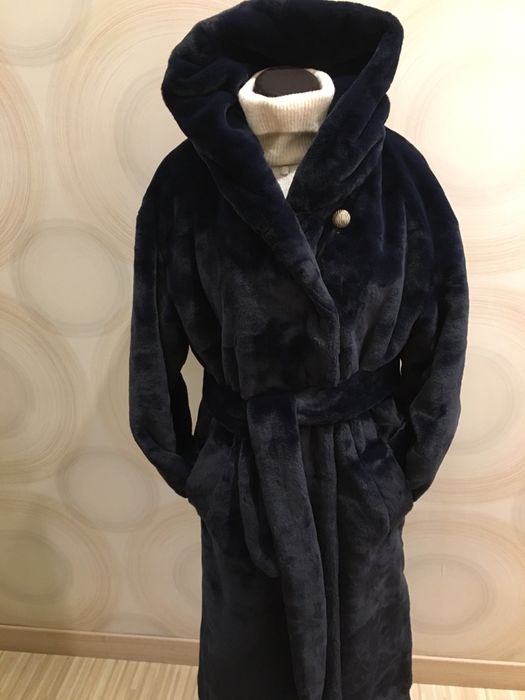 Пальто,еко хутро, ЗИМА супер якість Розмір М