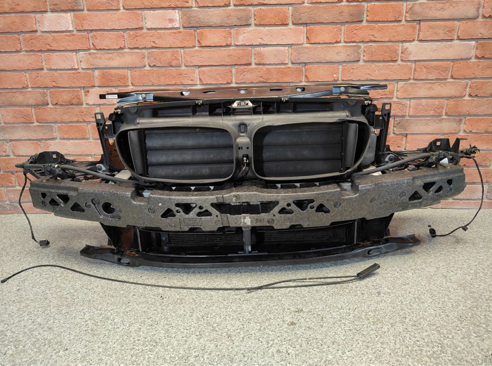 Установочная панель BMW G01 G02 G05 G06 G07 G12 G20 G15 G22 G24 G30 32