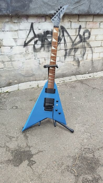 Електрогітара Conquest Flying V, floyd-брідж 2 хамбакера