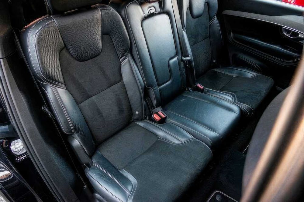 Volvo XC90 T6 R-Design      2018