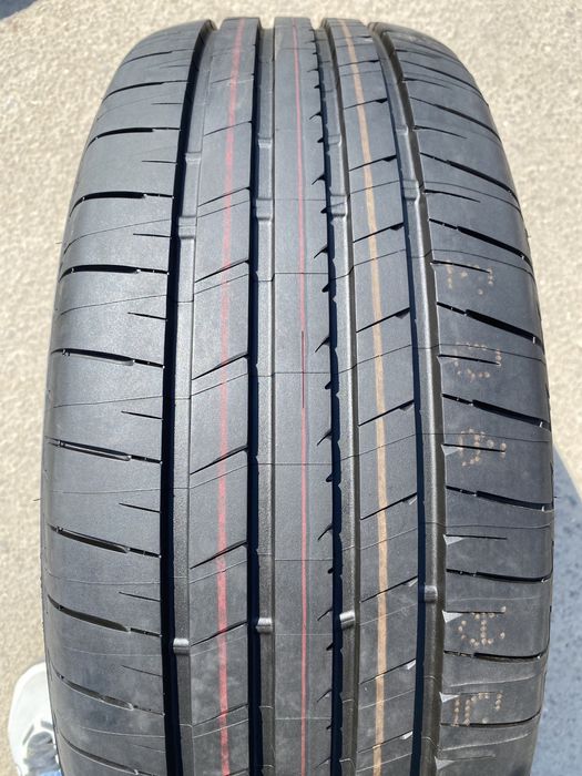 215/55/18 Bridgestone 2023 , резина колеса