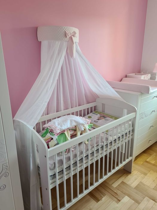 Baldachim ścienny pudrowy z kokardą baby d’Oro