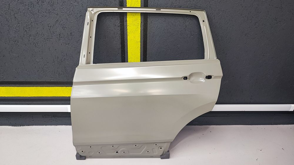 Заднє крило VW Tiguan 18 19 20 21 22 Allspace USA фільонка крила
