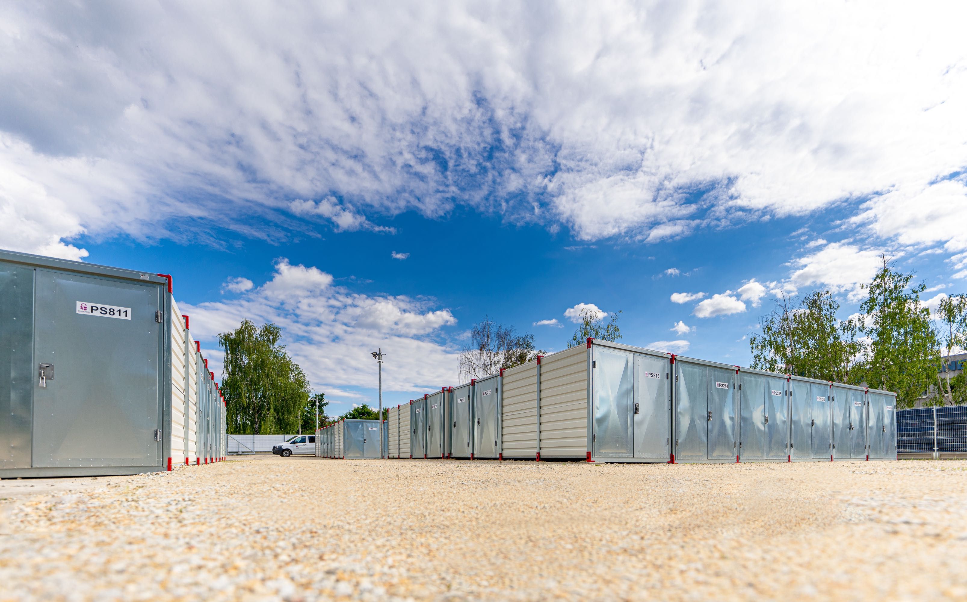 Boksy magazynowe od 3 m2 LOCKIT self storage Gdańska 14C RABAT20%