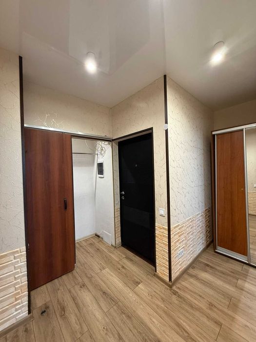 1-я квартира, с ремонтом, на Таирова