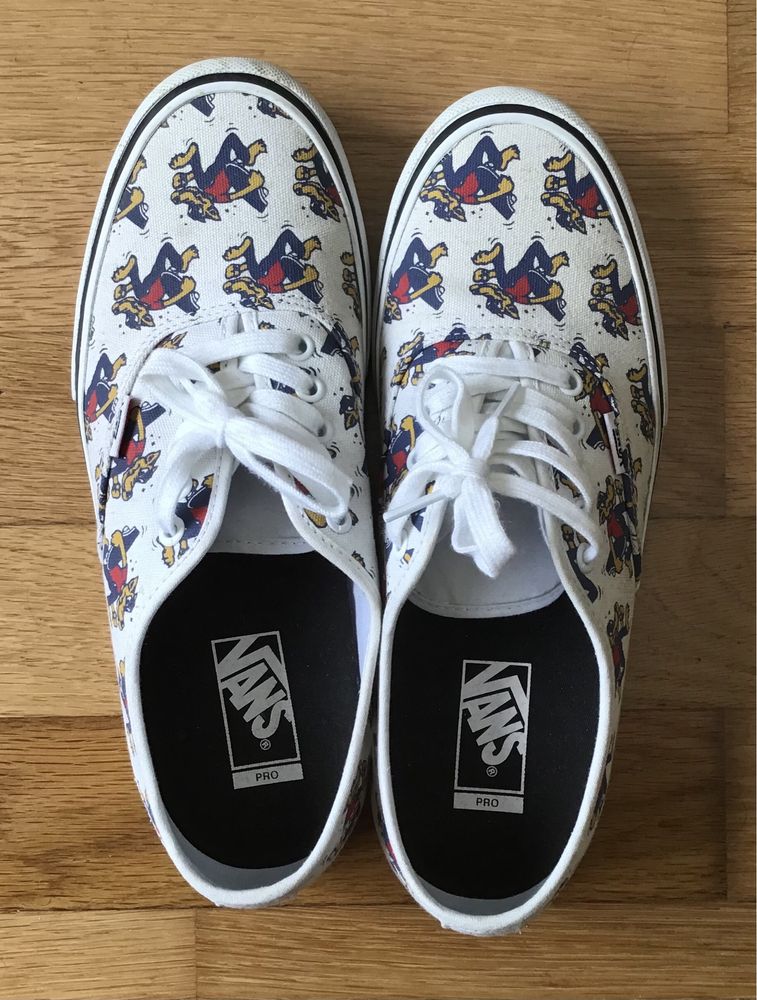 Tenis Vans authentic