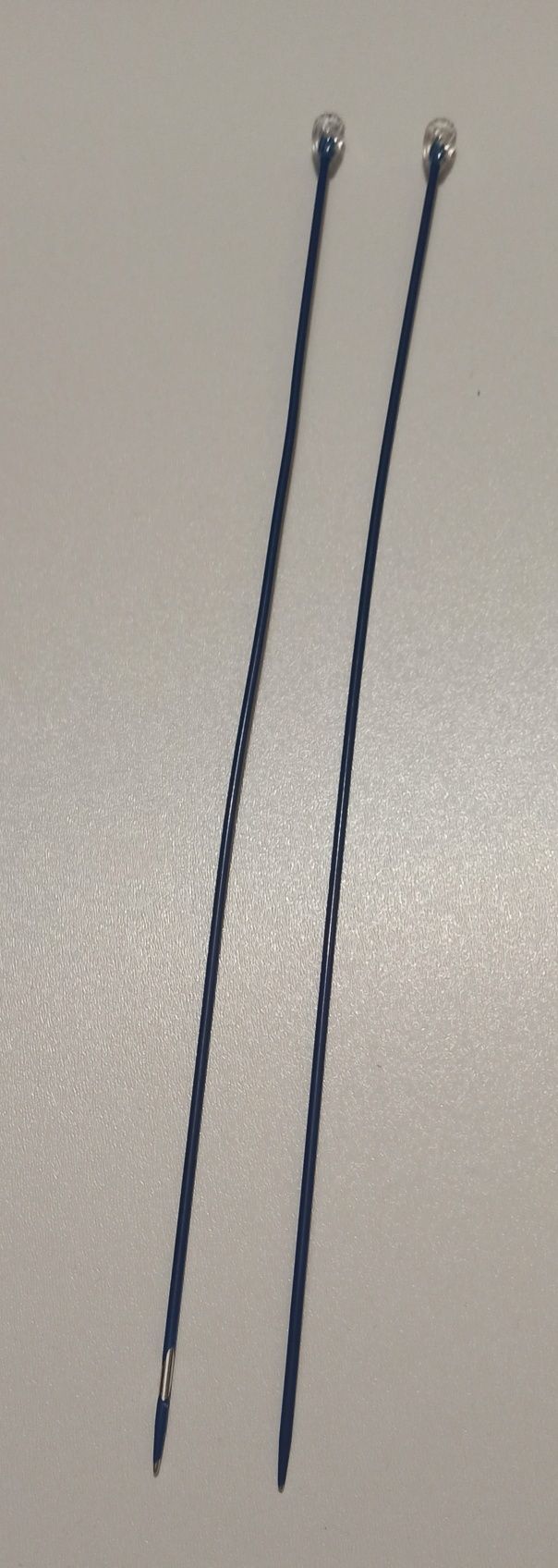 2 pary drutów do dziergania / robótek ręcznych, rozm. 2,5 mm i 3 mm