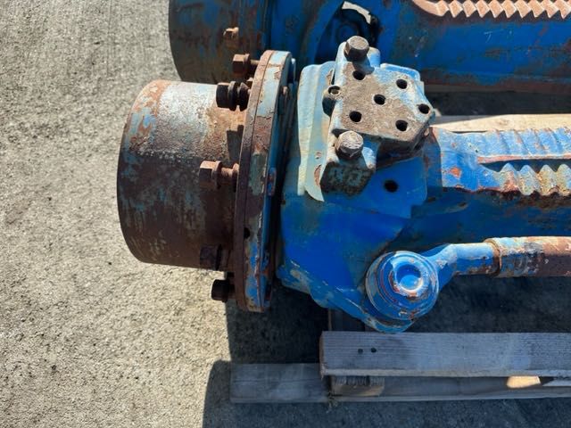 Ford 8830/TW35 most napędowy zf do ciągnika przedni