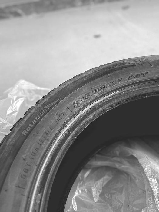 Зимняя Резина 225/50/17  стан ідеальний