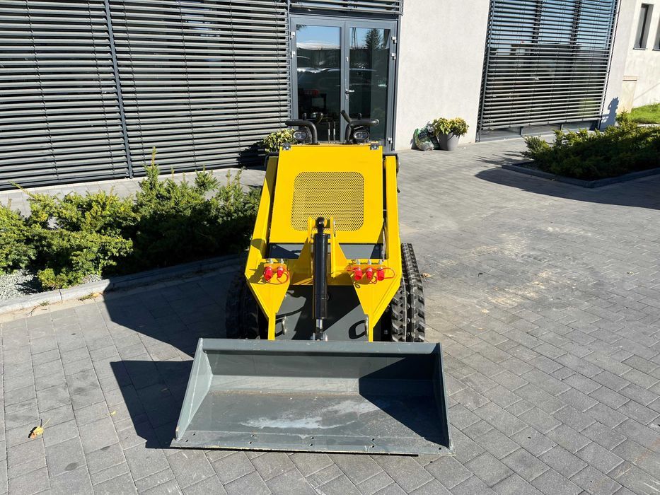 Mini ładowarka Amerykański Briggs & Stratton  GG04G.  Gąsienice.