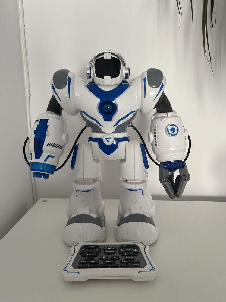 Robot zdalnie sterowany na pilota ele fun
