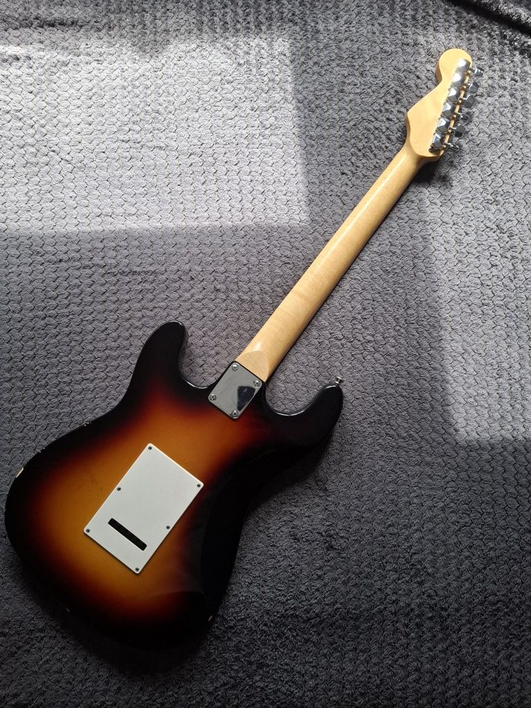 Guitara Elektryczna Westone XS10 - Sunburst