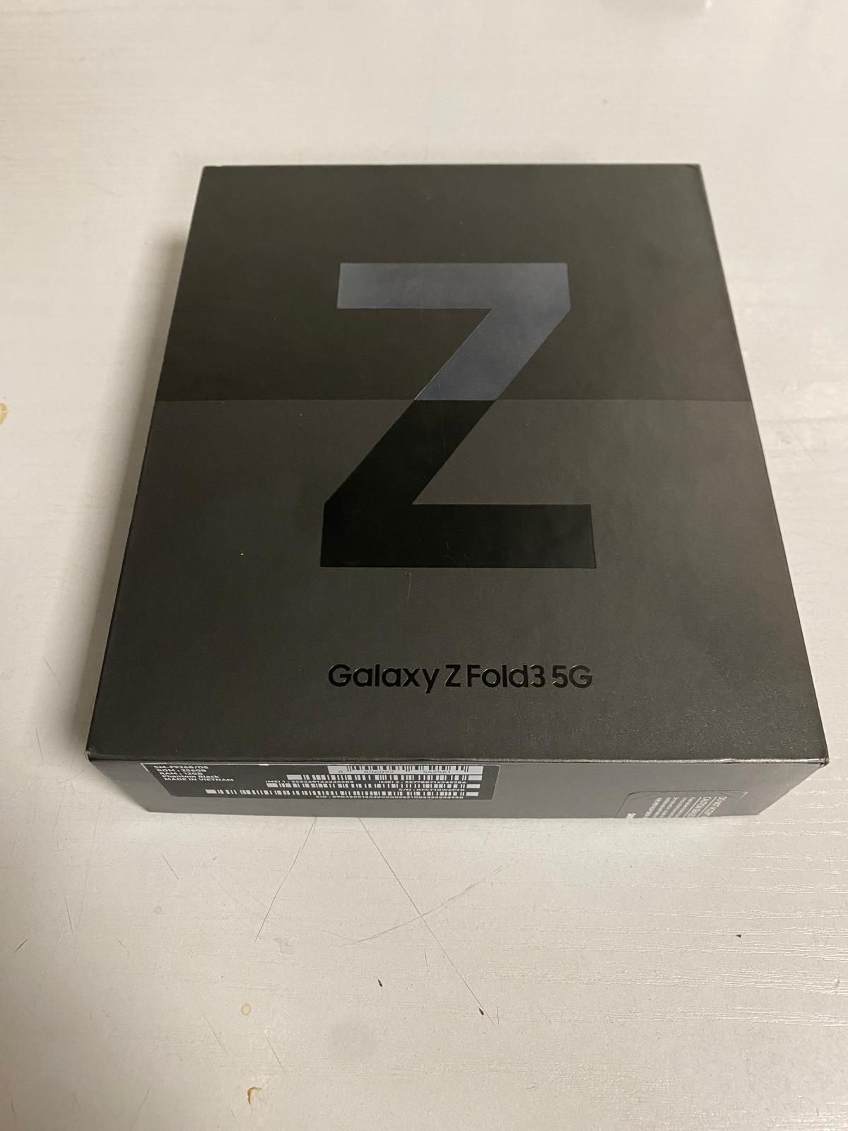 Samsung galaxy Z fold 3 5G