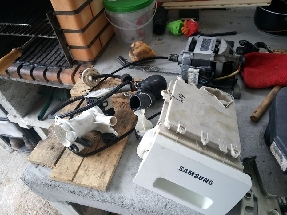 Peças para máquina de lavar roupa.