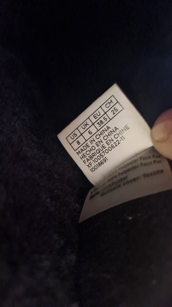 Kapcie damskie TOMS R38 kryte z futerkiem naturalnym