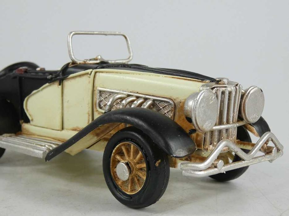 Metalowy zabytkowy model auto RETRO pojazd retro 16 cm