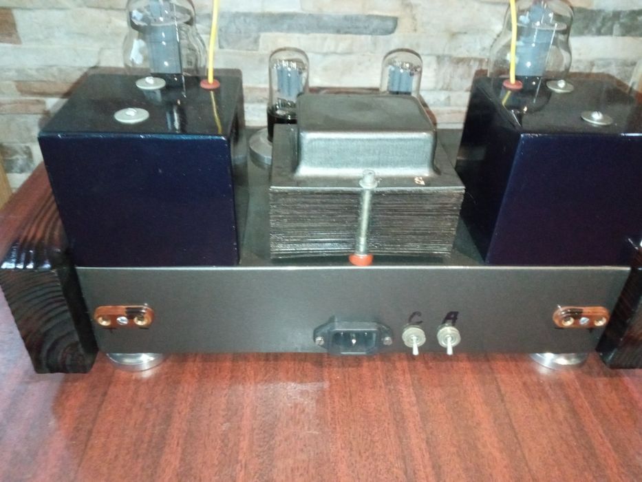 Однотактный Ламповый усилитель.6н9с + Г807.Супер цена!