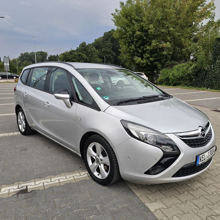Opel Zafira 1.4 Turbo Niski Przebieg Sprowadzony Ładny
