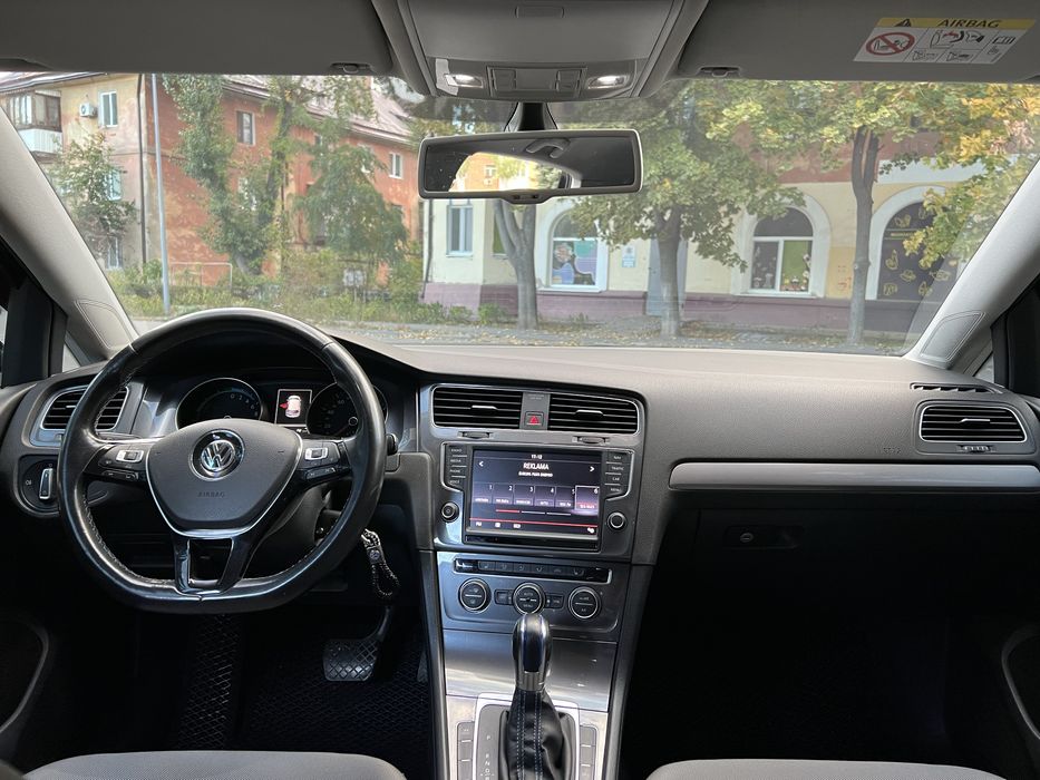 Volkswagen E-Golf 2014 Один владелец