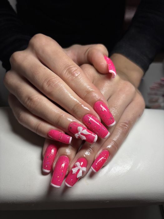 Paznokcie żelowe/hybrydowe 80 zł