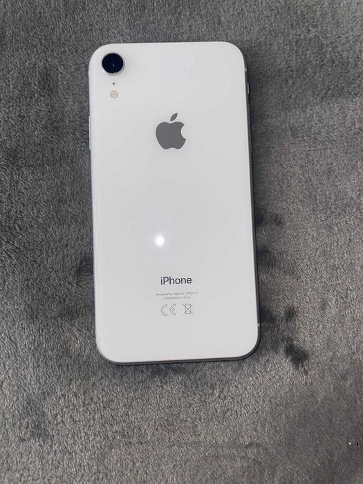 Iphone XR branco 128gb