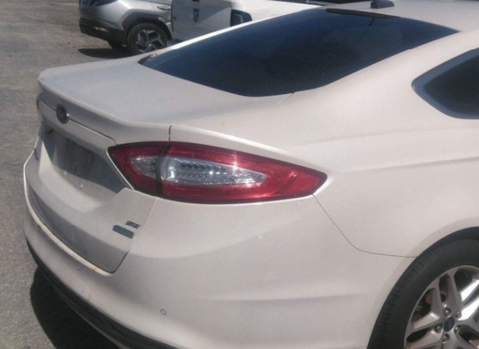 Крышка багажника Fusion кришка ford ляда