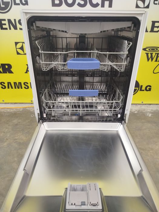 Посудомийна машина фірми Bosch, модель SMW58M90EU