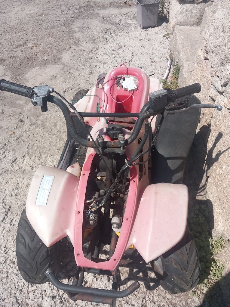 Vendo moto 4 90cc loncin