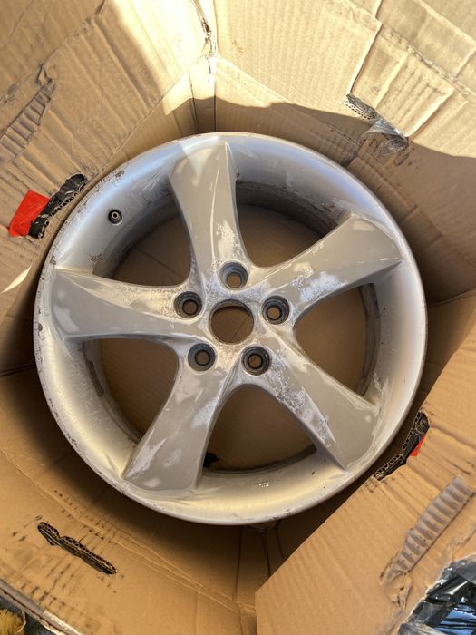Felgi , alufelgi R17 5x114.3