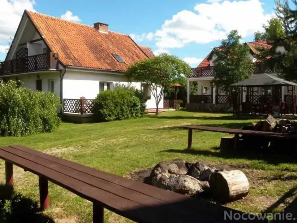 Pokoje Gościnne z widokiem na Jezioro Niegocin