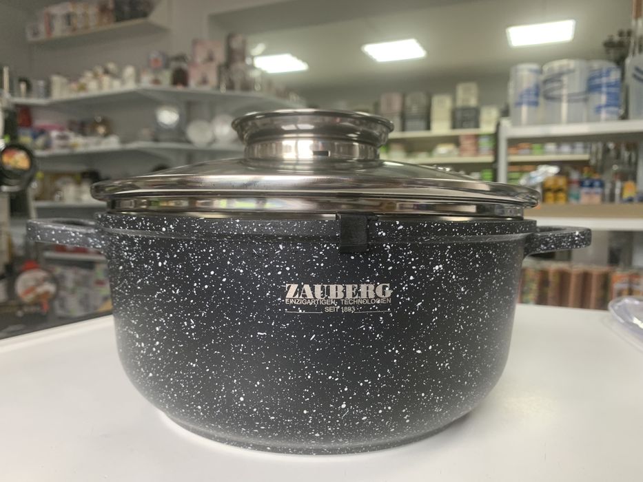 Каструля з склянною кришкою Zauberg