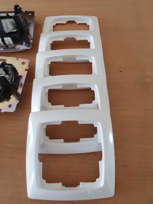 Tomadas Rita da Legrand, novas + oferta