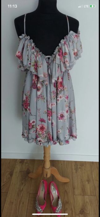 Sukienka letnia zwiewna uniwersalna