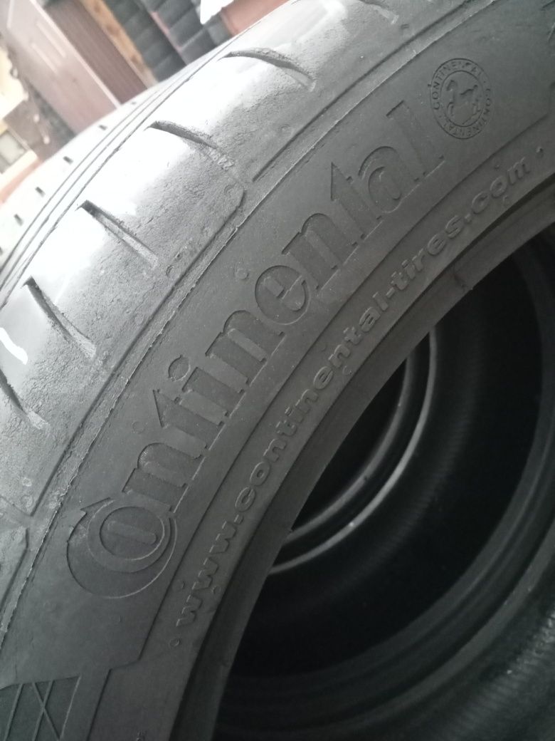 4x Opony Używane Letnie 235/45R19 Continental