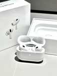 Apple AirPods Pro 2