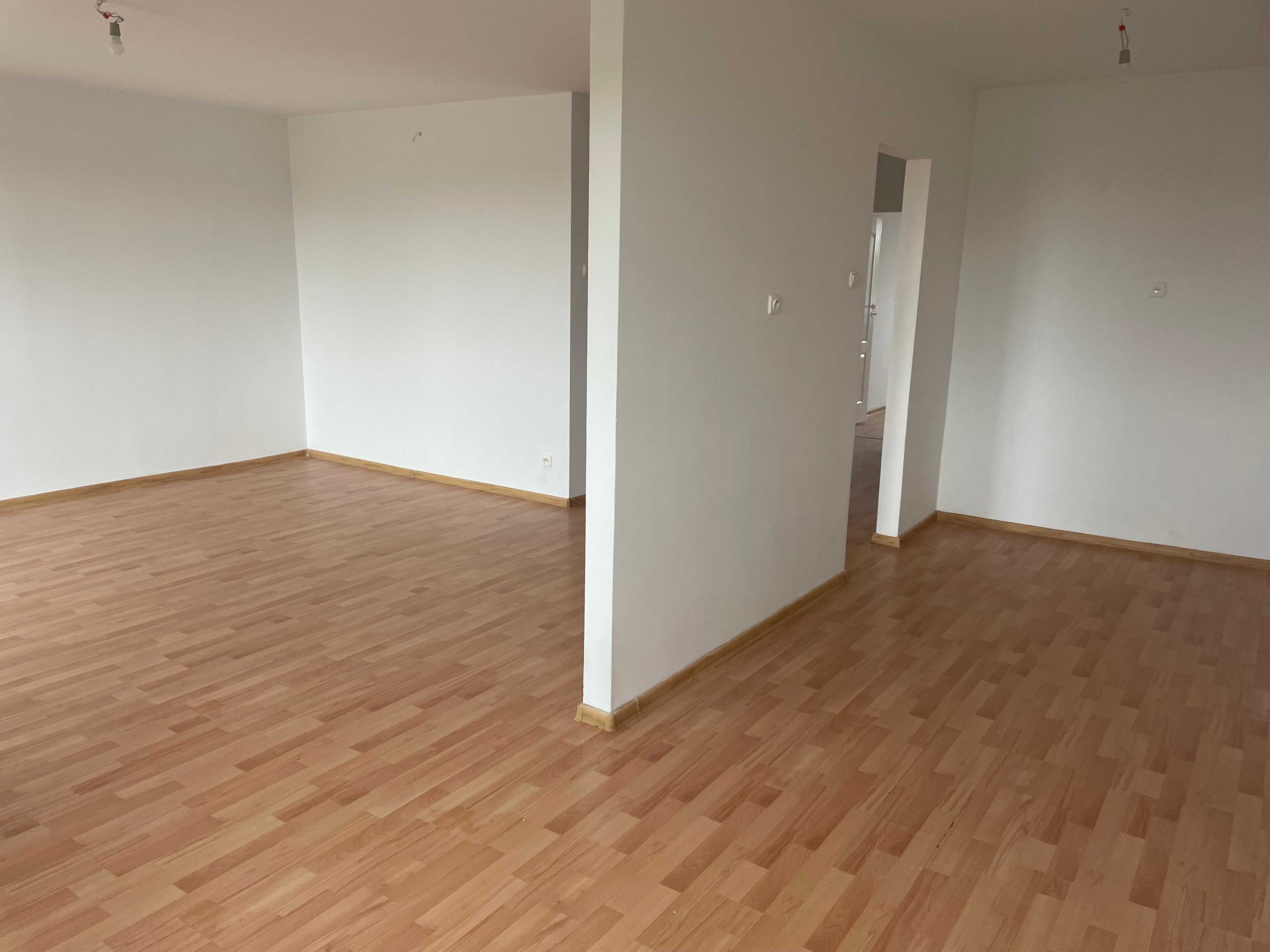 Sprzedam mieszkanie 73,43 m2 z garażem 20,40 m2