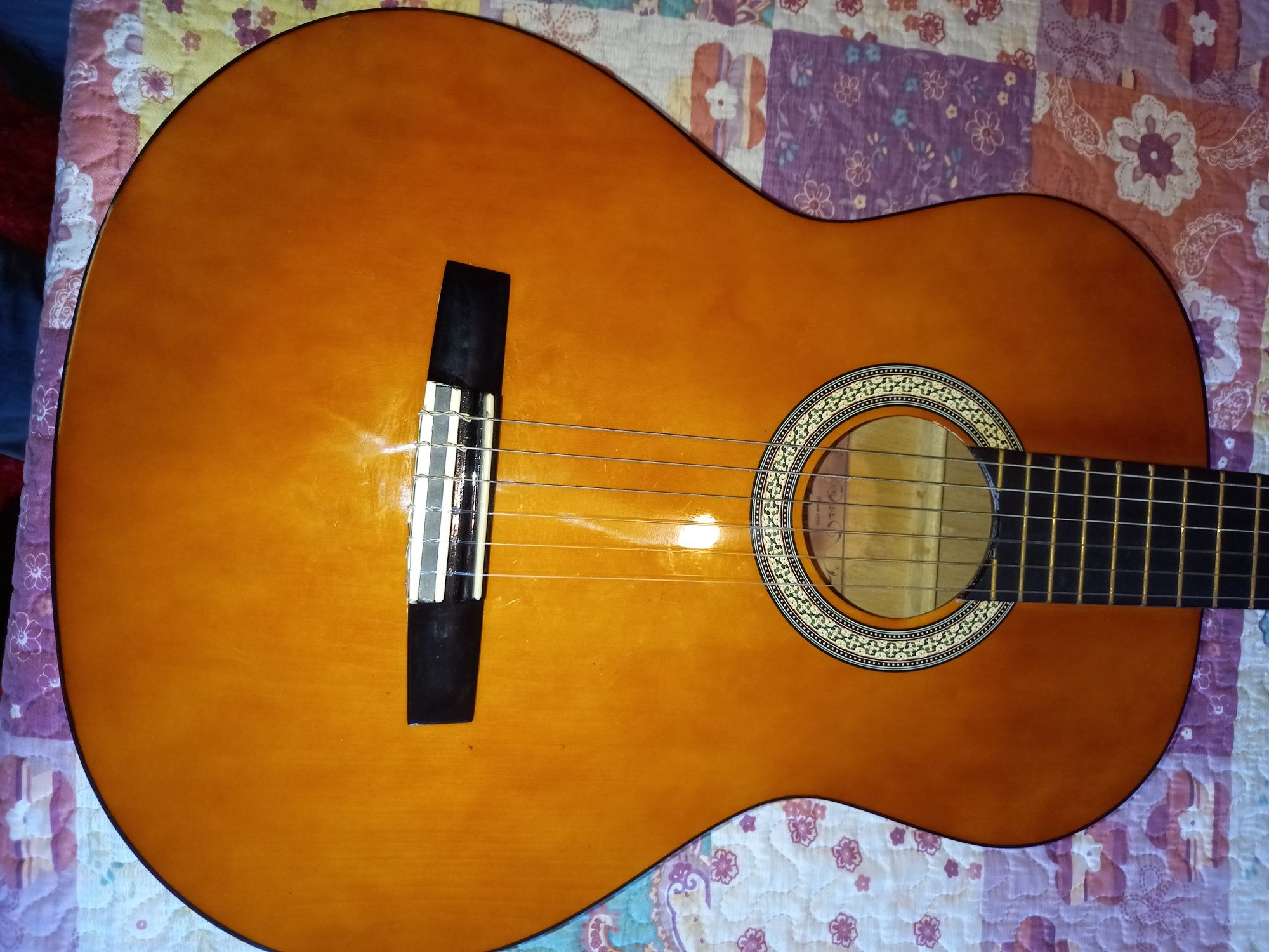 Vendo guitarra classica