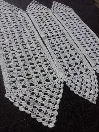 Três naperons crochet