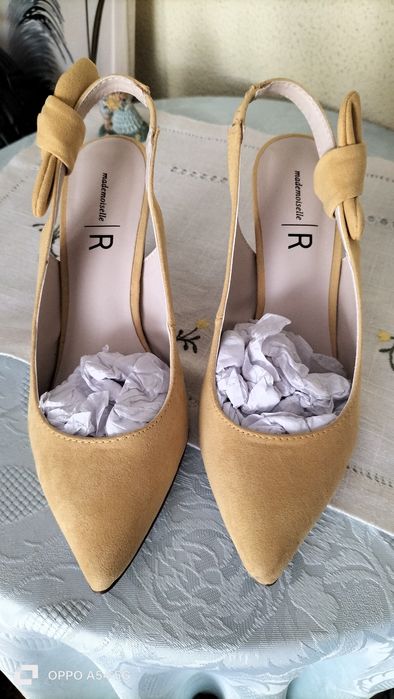 Sapatos de novos