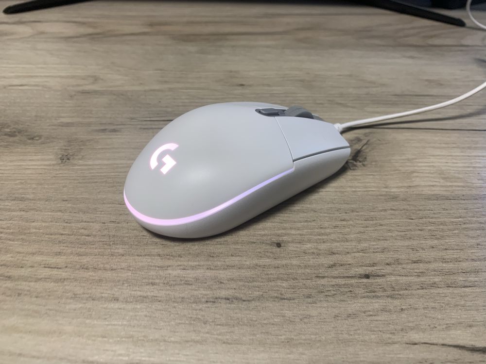 Мишка Logitech G102