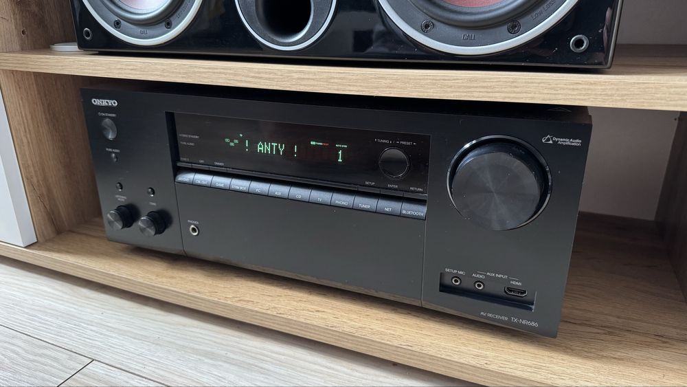 Onkyo TX-NR686 wzmacniacz kino domowe